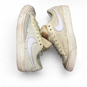 Nike Blazer Low trainers in cream and white #sneakers
